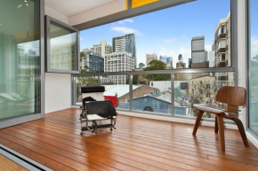 New York on Riley - Split-Level Executive 2BR Darlinghurst Apartment with a New York Feel